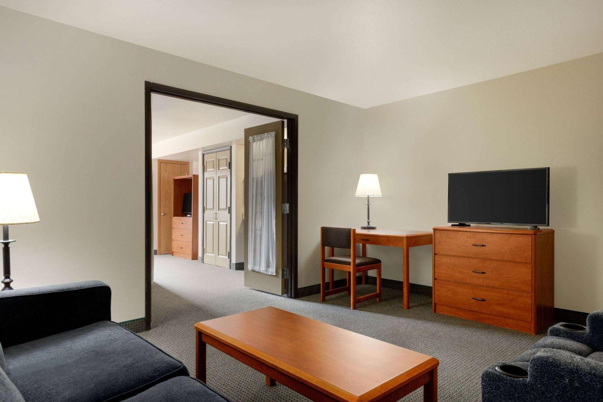 Americinn By Wyndham האברה מראה חיצוני תמונה
